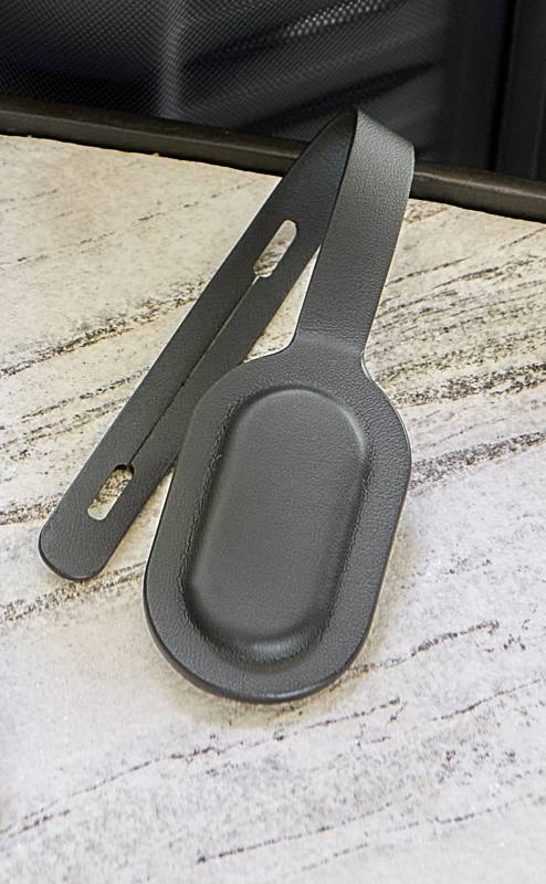 Recycled PU luggage tag (Built-in Apple Find My) 1267661_001 (Black)