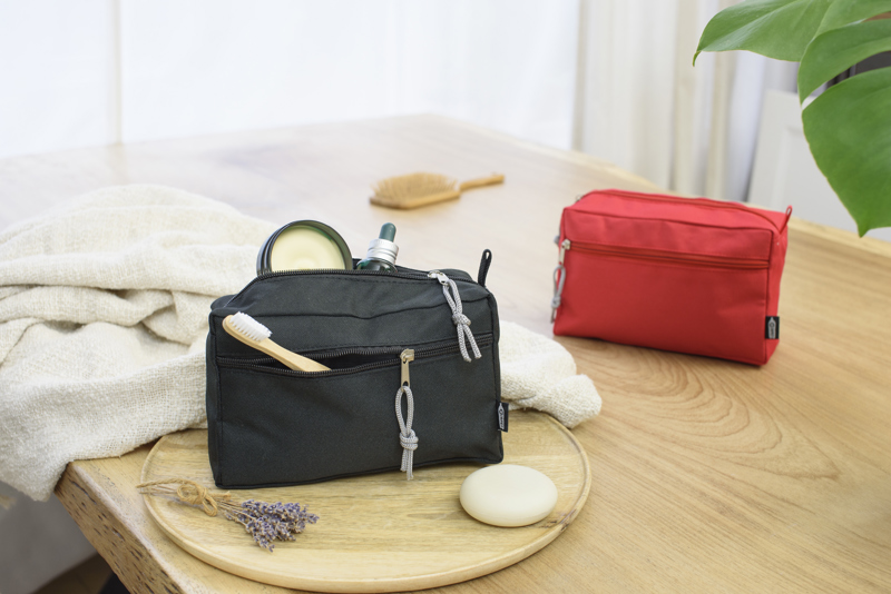 RPET Toiletry bag 864697_lif