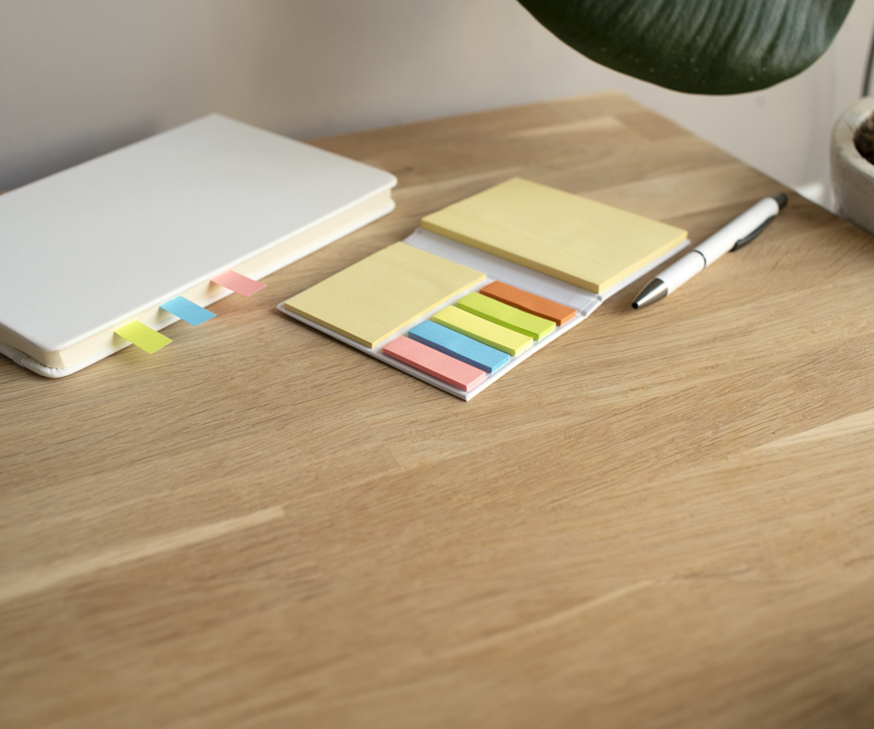 Self-adhesive memos 8011_lif